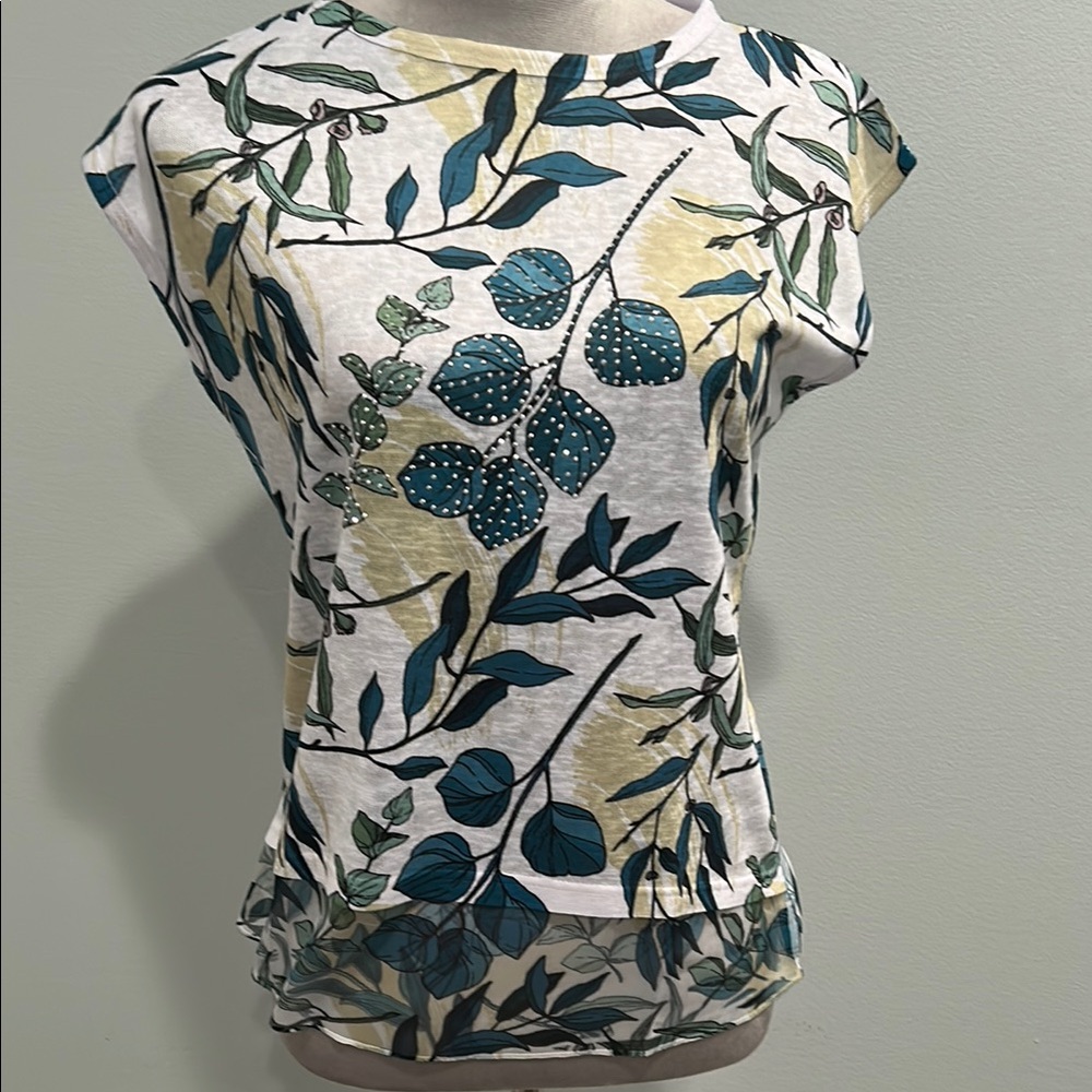 Milano Floral Embellished Tee Size S